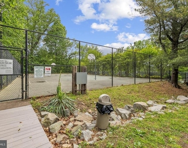 1024 Valley Drive - Photo Thumbnail 26