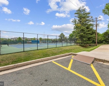 1024 Valley Drive - Photo Thumbnail 24