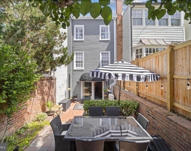 428 Wolfe Street - Photo Thumbnail 16