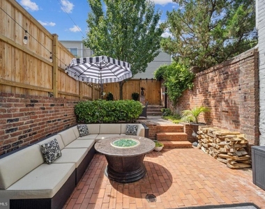 428 Wolfe Street - Photo Thumbnail 14