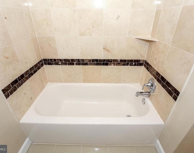 947 S Scott Street - Photo Thumbnail 12