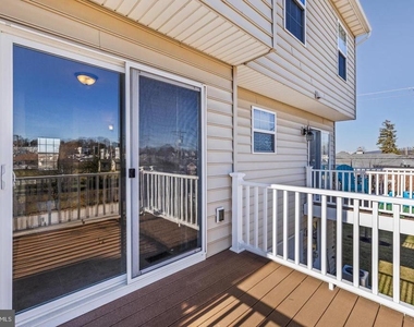 18 Breezewood Drive - Photo Thumbnail 24