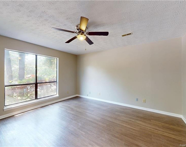 707 Hedgelawn Way - Photo Thumbnail 4