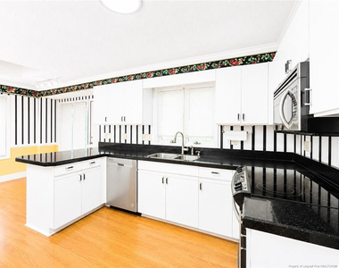 2506 Woodwind Drive - Photo Thumbnail 7