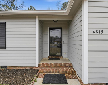 6813 Foxton Court - Photo Thumbnail 5