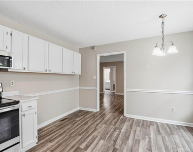 6813 Foxton Court - Photo Thumbnail 12