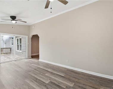 6813 Foxton Court - Photo Thumbnail 18