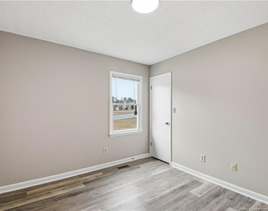 6813 Foxton Court - Photo Thumbnail 21