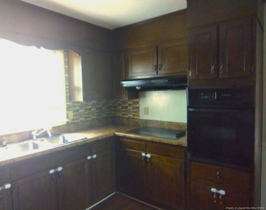 7204 Standish Court - Photo Thumbnail 7