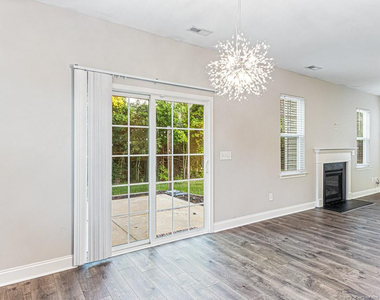 2240 Mannington Drive - Photo Thumbnail 18