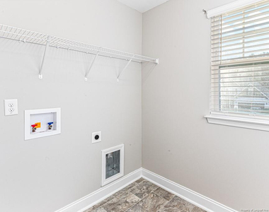 2240 Mannington Drive - Photo Thumbnail 31