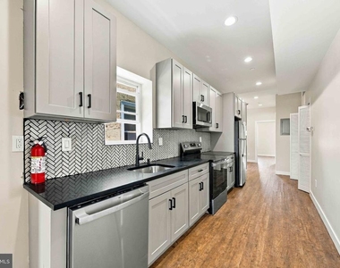 2816 Cecil B Moore Avenue - Photo Thumbnail 4