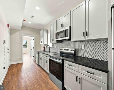 2816 Cecil B Moore Avenue - Photo Thumbnail 6
