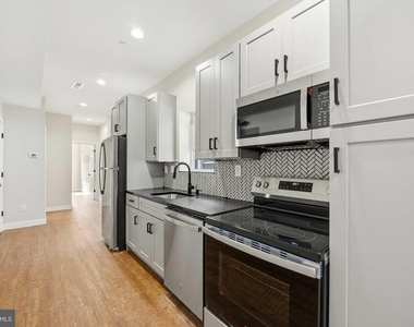 2816 Cecil B Moore Avenue - Photo Thumbnail 8