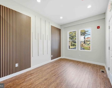 2816 Cecil B Moore Avenue - Photo Thumbnail 6