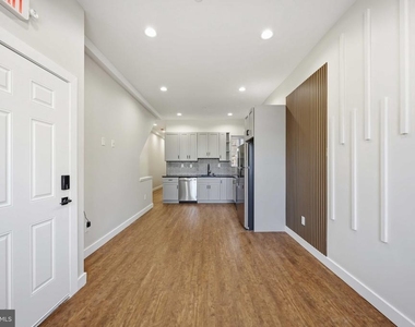 2816 Cecil B Moore Avenue - Photo Thumbnail 4
