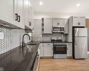 2816 Cecil B Moore Avenue - Photo Thumbnail 10