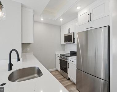 2401 N 2nd Street - Photo Thumbnail 5