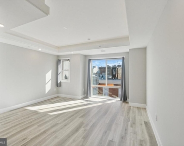 2401 N 2nd Street - Photo Thumbnail 1