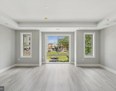 2401 N 2nd Street - Photo Thumbnail 9