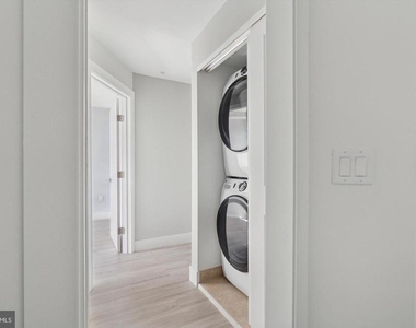 2401 N 2nd Street - Photo Thumbnail 6