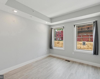 2401 N 2nd Street - Photo Thumbnail 3