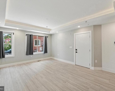 2401 N 2nd Street - Photo Thumbnail 2