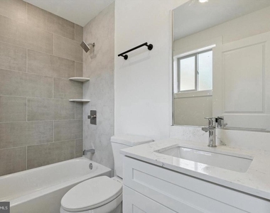 2401 N 2nd Street - Photo Thumbnail 6