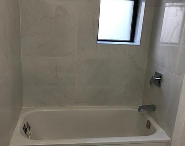 5101 N 12th Street - Photo Thumbnail 3
