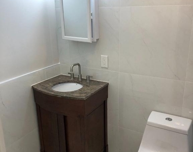 5101 N 12th Street - Photo Thumbnail 4