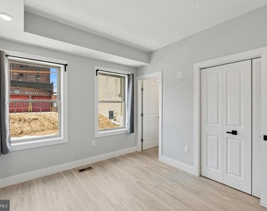 2401 N 2nd Street - Photo Thumbnail 5