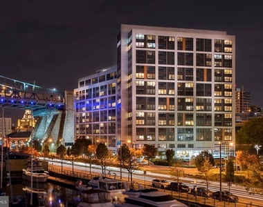 235 N Columbus Boulevard - Photo Thumbnail 43