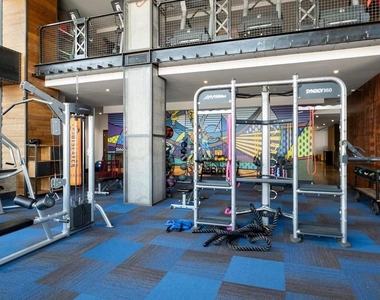 235 N Columbus Boulevard - Photo Thumbnail 26