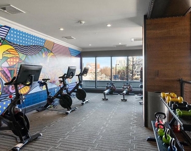 235 N Columbus Boulevard - Photo Thumbnail 28