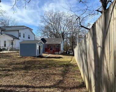 514 Spruce Street - Photo Thumbnail 21