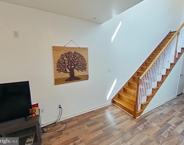 6619 Ridge Ave - Photo Thumbnail 2