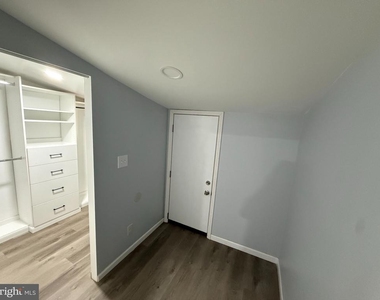 32 S 53rd Street - Photo Thumbnail 10