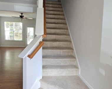 8825 Camden Park Drive - Photo Thumbnail 13