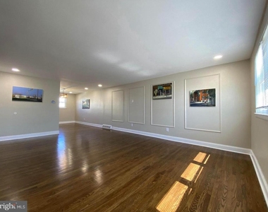 12639 Biscayne Drive - Photo Thumbnail 6