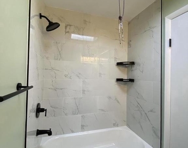 12639 Biscayne Drive - Photo Thumbnail 15