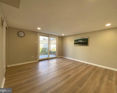 12639 Biscayne Drive - Photo Thumbnail 18