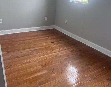 2151 S Hicks Street - Photo Thumbnail 5