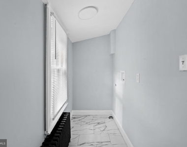 4122 N 7th Street - Photo Thumbnail 7