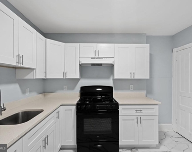 4122 N 7th Street - Photo Thumbnail 6