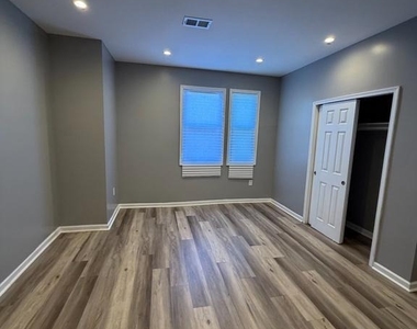 1704 Conlyn Street - Photo Thumbnail 7