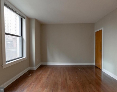 1411-1 Walnut Street - Photo Thumbnail 19