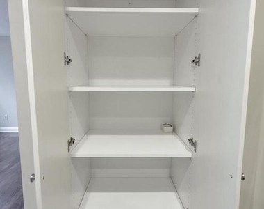 1411-1 Walnut Street - Photo Thumbnail 16