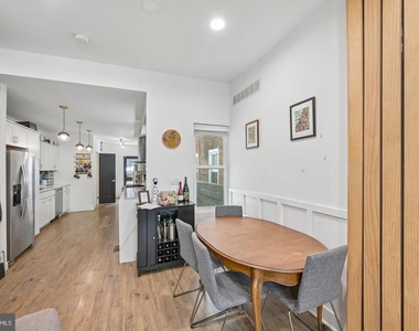 2540 W Montgomery Avenue - Photo Thumbnail 9