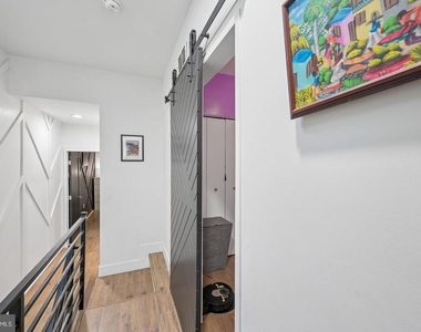 2540 W Montgomery Avenue - Photo Thumbnail 27