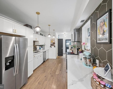 2540 W Montgomery Avenue - Photo Thumbnail 12